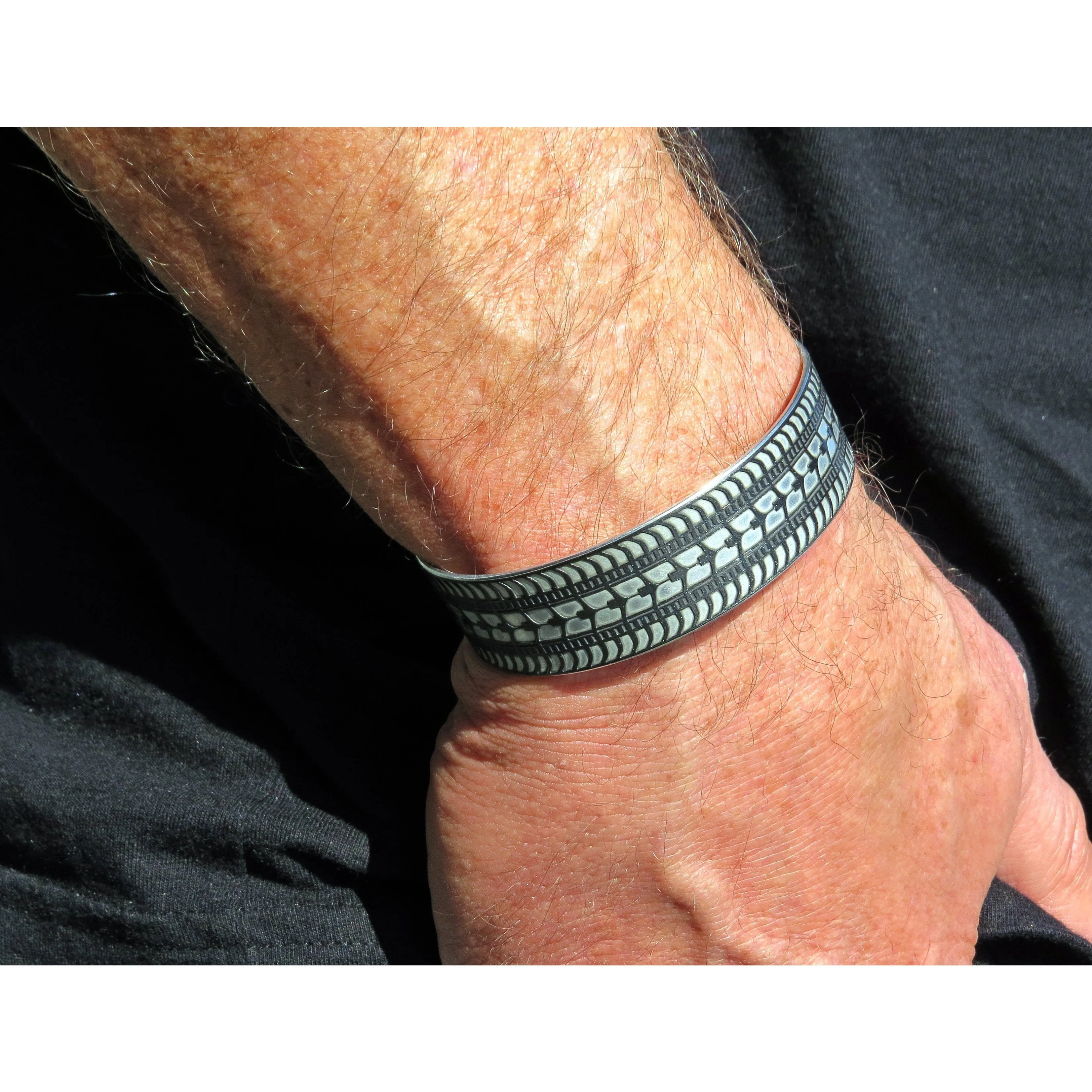 Lamborghini Tire Tread Cuff